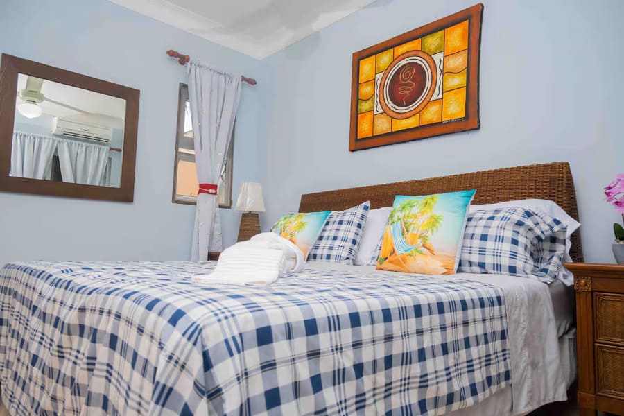 300c62fb-01d4-46a1-abda-4d1edff41344