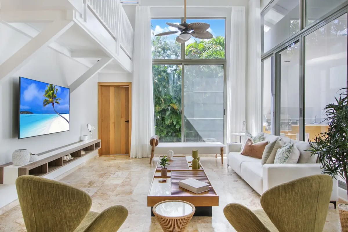 luxury-villa-vacation-rent-vivero-13-casa-de-campo (27)