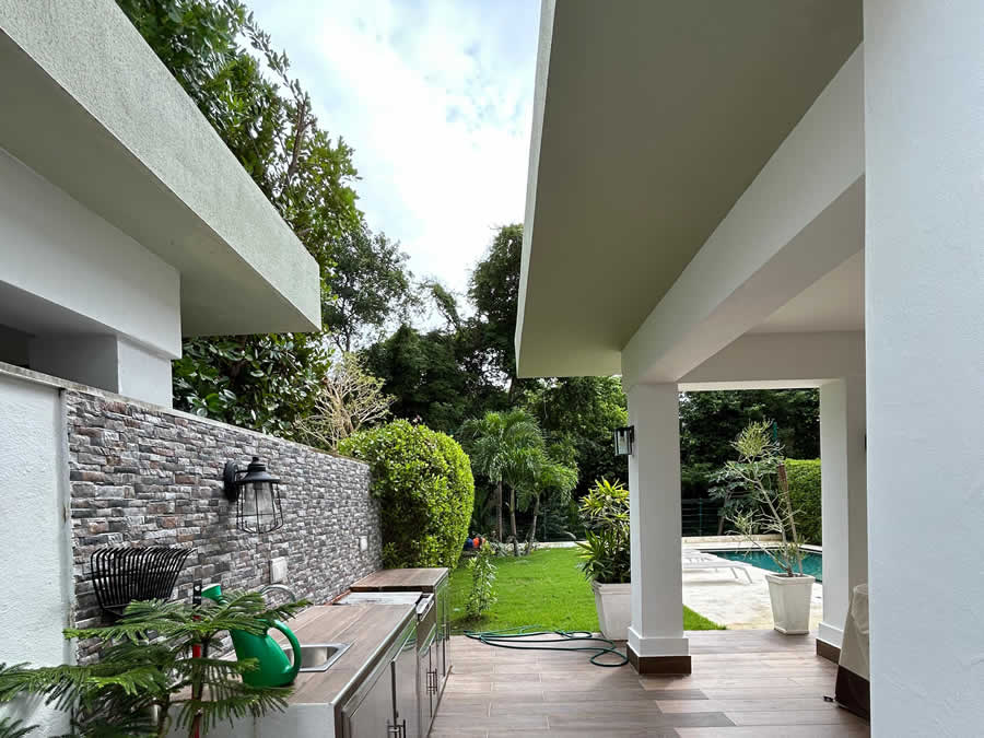 hermosa-villa-alquiler-punta-cana-village-4