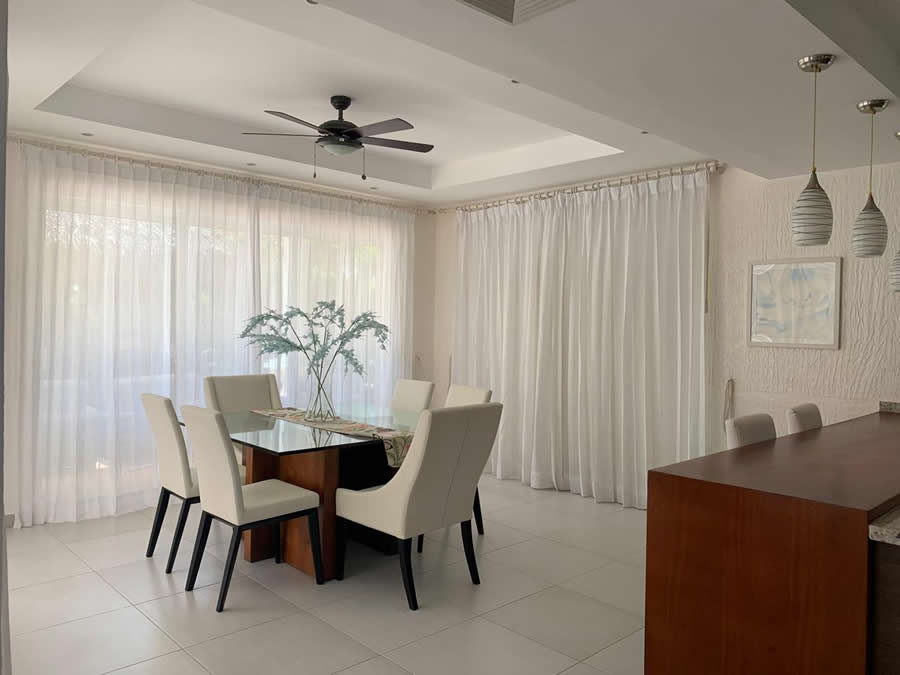 villa-cinco-habitaciones-en-venta-en-cocotal-14